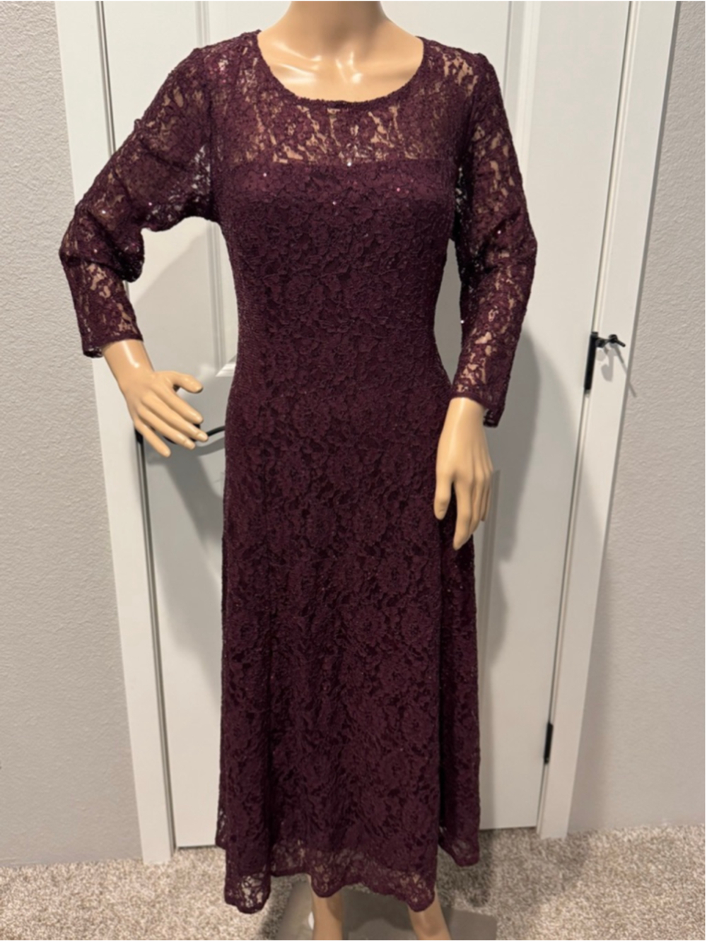 Women's SLNY Burgundy Lace 3/4 Sleeve Midi Dress Size 12